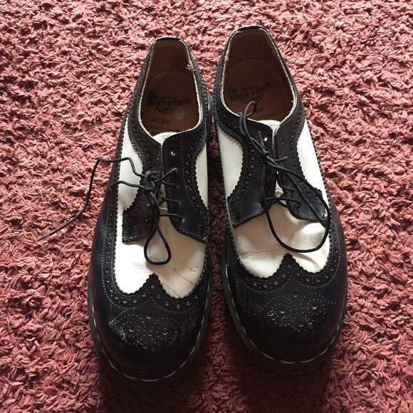 Dr. Martens Other - Vintage Dr. Martens lace up Oxford shoes